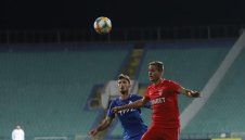 Още един чужденец се маха от Левски