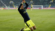 СЕНЗАЦИЯ! Йозил може да се събере с Моуриньо в Юнайтед