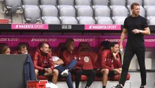 Байерн на Нагелсман отново се изложи