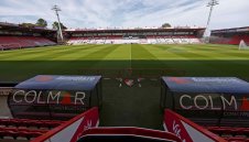 Тотнъм с нова издънка, Борнемут с първа победа в елита