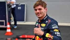 Призоваха Ферари да даде празен чек на Макс