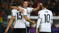 Германия с историческа победа над Северна Ирландия + ВИДЕО