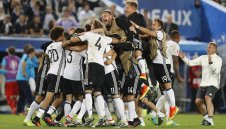 Германия във възторг: Победихме италианското чудовище!