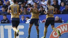 Санчес се отпуши, а Арсенал приземи Лестър с 5:2