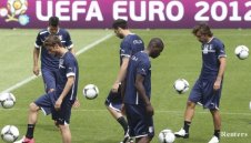 Донадони вярва, че Италия може да удари Испания