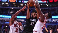 Биковете се изложиха у дома