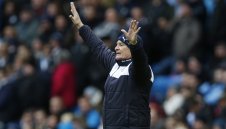 Раниери: Напрежението е върху Арсенал