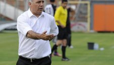 Стоичков избухна: Луис Ван Гаал е селянин!