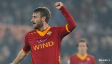 Даниеле де Роси реже Сити, остава в Рома