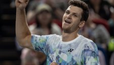 Шампион в Шанхай: Хуркач тръшна Рубльов в истински трилър 