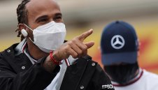 80 милиона паунда за Люис от новия му договор