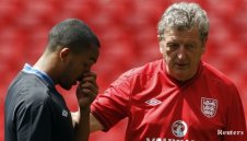 Окслейд-Чембърлейн титуляр срещу Белгия