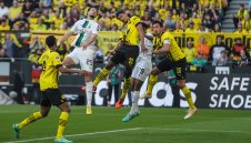 Пари като хартия: Дортмунд очаква наддаване за Белингам