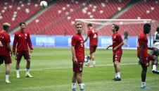 Трап към Юве: Купете Гьотце