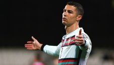 Имало ли е изневяра? Изкусителна сексбомба се фука с Кристиано Роналдо + СНИМКИ