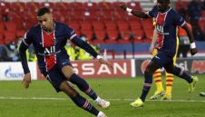 Остава ли Мбапе в ПСЖ? Нападателят иска време, за да реши бъдещето си