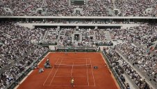 Отново местят "Ролан Гарос"?