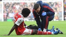 Арсенал трепери за Букайо Сака