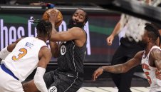 Хардън избухна с 44 точки за победа над Детройт 