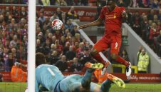 Бентеке вече е в Лондон, минава прегледи