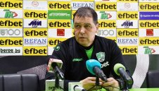 Хубчев определи групата за повторния си дебют начело на Берое