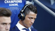 Роналдо стигна дъното! Почука на вратата на Барса за помощ