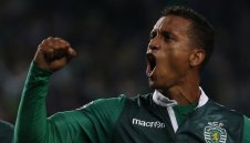 Ман Юнайтед продава Нани на Фенербахче