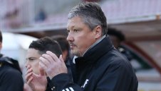 Любо Пенев свалил 30 килограма, състоянието му е много тревожно