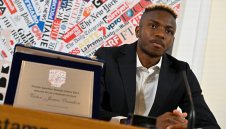 Осимен се размечта да стане като Диего Марадона