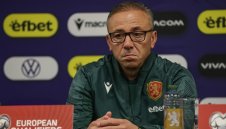 Любопитен ход! Илиан Илиев с ключово решение мача с Ейре