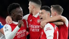 Без напрежение! Арсенал схруска Карамелите с 4:0 и дръпна с 5 точки