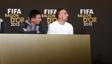 Рибери: Удариха ме в главата! Заслужавах Златната топка за 2013 година