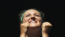 Серина яде здрав пердах от Азаренка на финала в Индиън Уелс + ВИДЕО