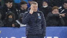 Коронавирусът почерни Висшата лига 