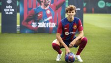 Барса плаща само 400 000 евро на Феликс