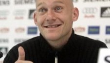Шрек се отказа от футбола
