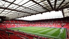 Британски милиардер влиза в Манчестър Юнайтед