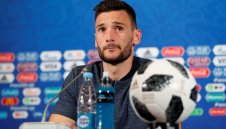 Липсата на опит притеснява Лорис