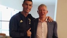 Роналдо към сър Алекс: Радвам се, че си добре, шефе!