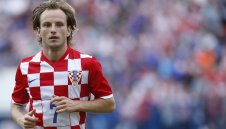 "Азерите" спряха и Хърватия