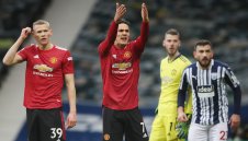 Кавани финтира Ман Юнайтед заради Салто