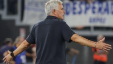 Моуриньо недоволен след 7:0 за Рома