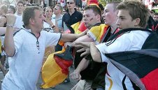 ЮАР повика топченгета за суперсблъсъка Германия - Англия