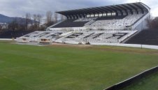 Стадион "Славия" остава "на тъмно"