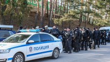 Грозни сцени след дербито в Бистрица! Кметът на селото пострада