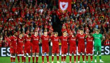 Ливърпул със Стиви Джи в състава изтряска Сидни + ВИДЕО