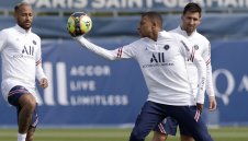 Меси трябва да служи на феноменалния Мбапе