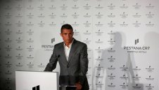 Алаба: Роналдо е робот, по-силен е от Меси