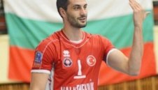 Казийски казал "Да" за завръщане, мъчи го само един проблем