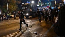 Пребита 19-годишна на протеста: Ритаха ме в корема, за да нямам деца